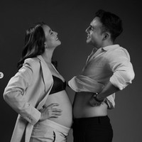 Untuk pemotretannya tersebut Laura juga mengungkapkan jika hanya dilakukan di rumah. Walaupun demikian hasilnya tetap terlihat keren dan banjir pujian netizen. Foto: Instagram/@laura_theux