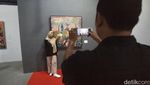 Melihat Pameran Karya Lukis Surealisme Wondermind di Bellevue Art Space