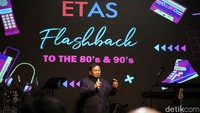 Prabowo memberikan sambutan di hadapan Relawan Erick Thohir alumni Amerika Serikat for 02 (ETAS). 