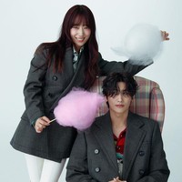 Park Shin Hye dan Park Hyung Sik menjalani pemotretan menjelang penayangan drama Korea Doctor Slump. Seperti diketahui, episode pertamanya akan tayang Sabtu (27/1/2024) ini di Netflix. Foto: dok. Elle Korea