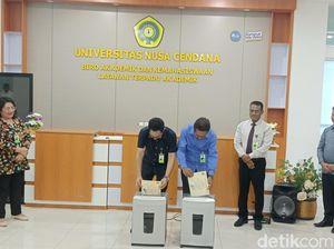 Undana Musnahkan 3.985 Ijazah yang Keliru Nama-Nomor Akreditasi
