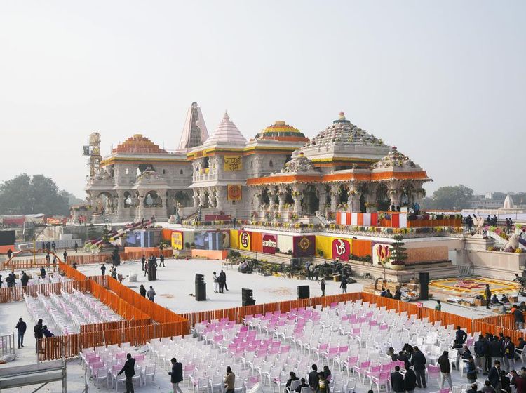 Penampakan Kuil Kontroversial yang Siap Diresmikan India