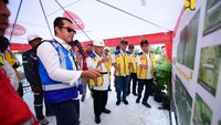 Menteri Pekerjaan Umum dan Perumahan Rakyat (PUPR) Basuki Hadimuljono melanjutkan kunjungan kerja ke Provinsi Jawa Tengah dengan meninjau progres pembangunan Jalan Tol Yogyakarta - Solo, Minggu (21/1/2024).