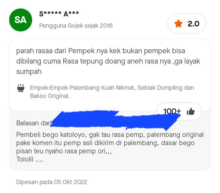 Penjual Kulit Hitam Ini Tanggapi Ulasan Buruk Pembeli di Aplikasi Online