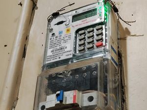 2 Alasan Rumah Harus Pasang Aliran Listrik Terpisah Tiap Lantai