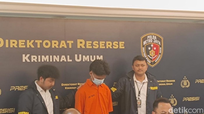 Polisi menggelar jumpa pers kasus Argiyan Arbirama bunuh mahasiswi di Depok.