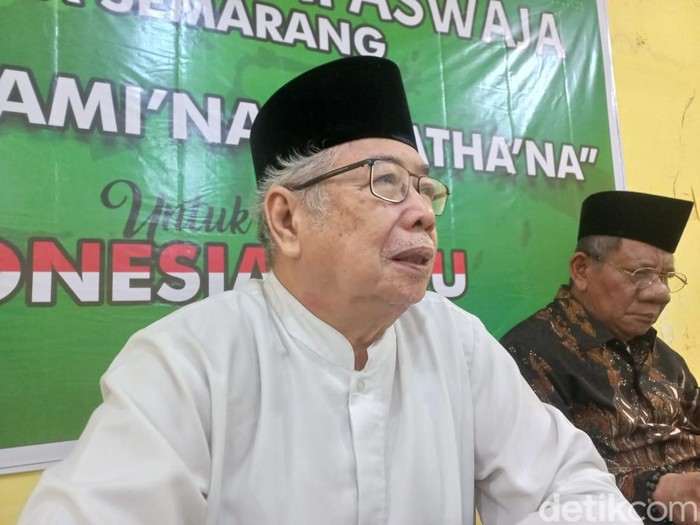 Rais Syuriyah PCNU Kota Semarang, KH Hanief Ismail, Minggu (21/1/2024) malam.