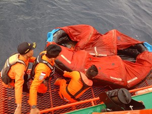 Kapal Hilang Usai Dihantam Ombak di Sitaro Sempat Minta Bantuan Syahbandar