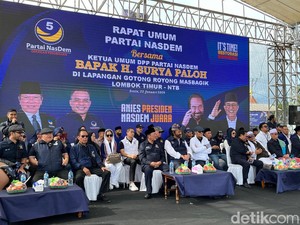 Teriakan Anies Presiden Menggema di Kampanye Akbar NasDem di Lombok