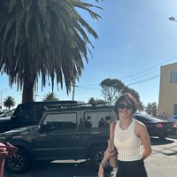 Aktris cantik Tatjana Saphira tampaknya sedang asik menghabiskan waktu berliburnya di Australia. Foto-foto dirinya selama berada di sana kemudian dibagikannya ke akun Instagram pribadi. Foto: Instagram/@tatjanasaphira