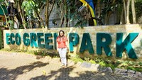 Gerbang masuk Eco Green Park