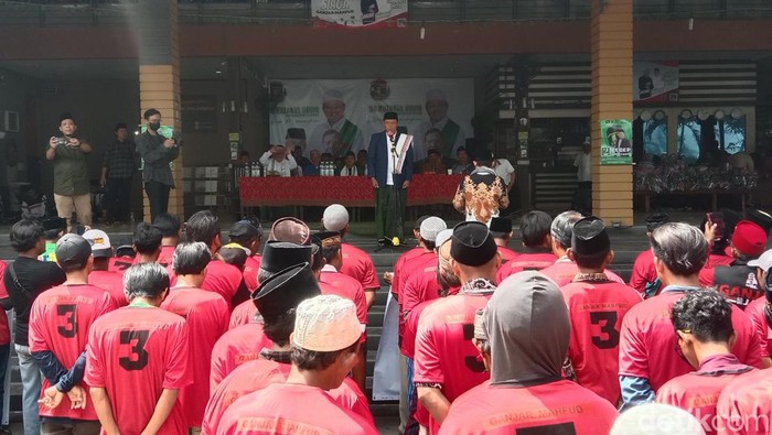 Uu Ruzhanul Ulum pimpin apel siaga kemenangan Ganjar Mahfud di Kabupaten Indramayu
