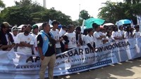 Relawan Bison menggelar apel akbar untuk mendukung pemilu satu putaran. 