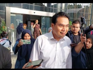 Azis Syamsuddin Irit Bicara Usai Diperiksa KPK