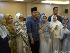 Gibran Temui Bu Nyai Ponpes, Dipesan soal Pertukaran Santri ke Luar Negeri