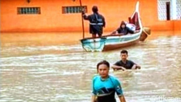 Cerita dari pinggir Sungai Cimandiri di Kp Mariuk, Sukabumi