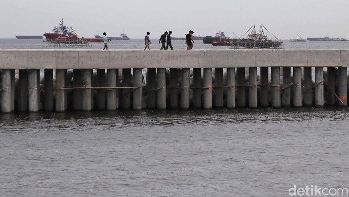 Cawapres Muhaimin Iskandar menyinggung Proyek Tanggul Laut Raksasa atau Giant Sea Wall (GSW) Pantura dalam Debat Cawapres keempat. Seberapa penting GSW.