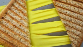 Menu sarapan... Foto: Dudi Ben Simob via Boredpanda