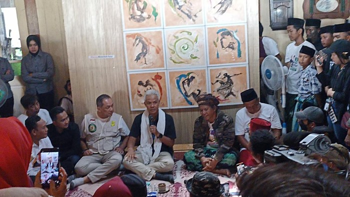 Ganjar di Pesantren dan Rumah Kebudayaan Wongsorogo