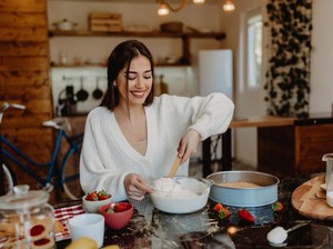 Bosan Scroll Medsos? 18 Hobi Ini Cocok untuk Digital Detox dan Melepas Penat