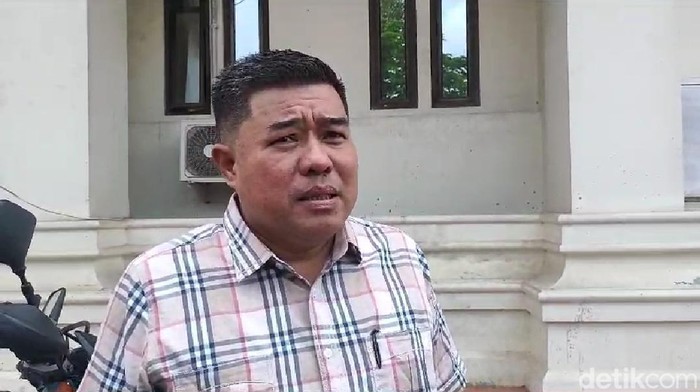 Karo Umum Pemprov Jambi, Muzakir.