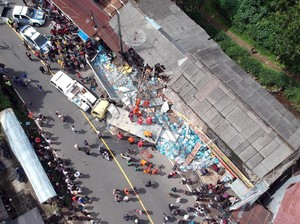 Kelalaian Beni Sebabkan Tabrakan Beruntun di Puncak Bogor