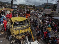 Truk Pemicu Tabrakan Beruntun di Puncak: Tali Rem Tangan Putus-Ban Gundul