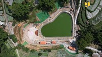 Dengan daya tampung 13.260 m3, Embung Gumelem akan memberikan manfaat air baku bagi Kabupaten Magelang dengan kapasitas 2 liter/detik dan air irigasi pertanian hortikultura pada lahan seluas 260,44 hektare.