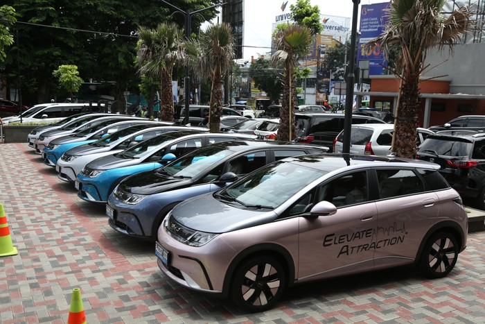 Mobil listrik BYD.