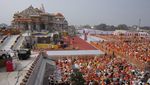 Momen PM India Modi Resmikan Kuil Hindu yang Kontroversial