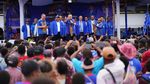 Momen Zulhas Diarak Warga Papua Saat Kampanye di Yahukimo