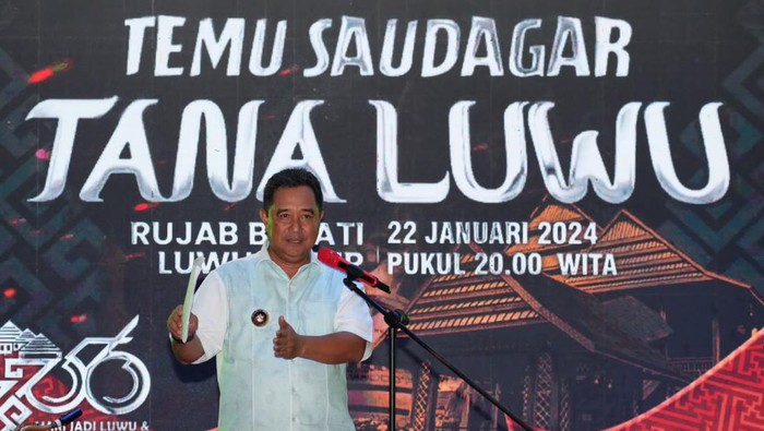 Pj Gubernur Sulsel Bahtiar Baharuddin dalam acara Temu Saudagar Tana Luwu.