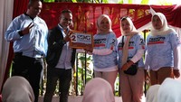 Relawan Obrolan Mak-mak Gemoy atau OMG mendeklarasikan dukungan kepada pasangan capres-cawapres nomor urut 2, Prabowo Subianto-Gibran Rakabuming Raka, Selasa (23/1/2024).
