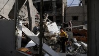 Tentara Israel mengklaim pihaknya telah membasmi sejumlah teroris di kota utama Khan Yunis di selatan dan membunuh 15 militan di Gaza utara.