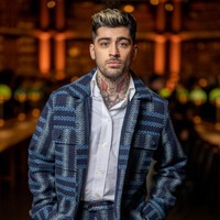 Zayn Malik Isyaratkan Isu Rasisme Saat di One Direction Lewat Lirik Lagu Baru Zayn Malik Isyaratkan Isu Rasisme Saat di One Direction Lewat Lirik Lagu Baru