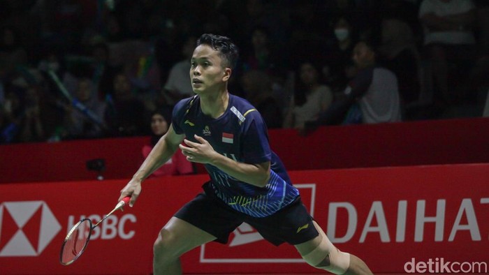 Anthony Ginting Tembus 16 Besar Indonesia Masters 2024 Bermain di Court 1 Istora Senayan,
Jakarta, Rabu (24/1/2024), Ginting
tampil mendominasi sejak awal
permainan. Tunggal tuan rumah sempat memimpin 4-0.
