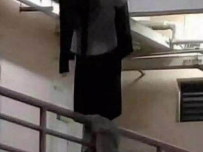 Kalau kamu lihat sesuatu yang mirip penampakan alias setan, coba cek lagi. Itu benar hantu atau cuma ilusi semata?