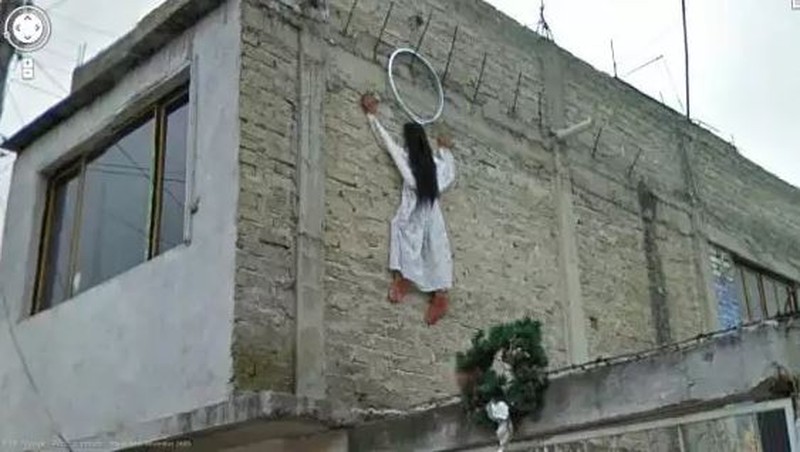 Kalau kamu lihat sesuatu yang mirip penampakan alias setan, coba cek lagi. Itu benar hantu atau cuma ilusi semata?