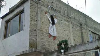 Kalau lihat ini malam-malam sih dikira ada hantu merayap. Foto: Instagram/sukijan.id  