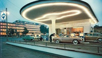 SPBU Di Jerman, 1958 Foto: History Images via Boredpanda