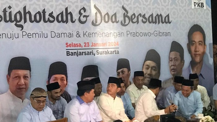 Gibran hadiri acara pengajian virtual dari Solo
