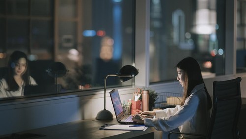 Ilustrasi shift malam