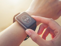 7 Fitur Smartwatch yang Sering Diabaikan Tapi Berguna Banget