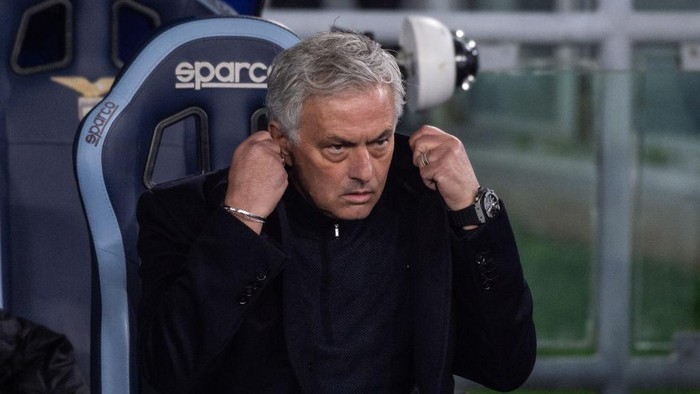 ROME, ITALY - JANUARY 10: Jose Mourinho manager of AS Roma during the Coppa Italia quarter-finals match between SS Lazio and AS Roma at Stadio Olimpico on January 10, 2024 in Rome, Italy. (Photo by Ivan Romano/Getty Images)