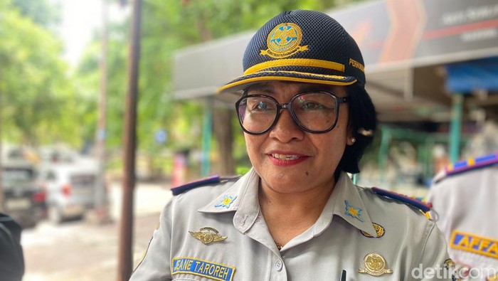 Kepala UPTD Parkir Dishub Surabaya Jeane Taroreh