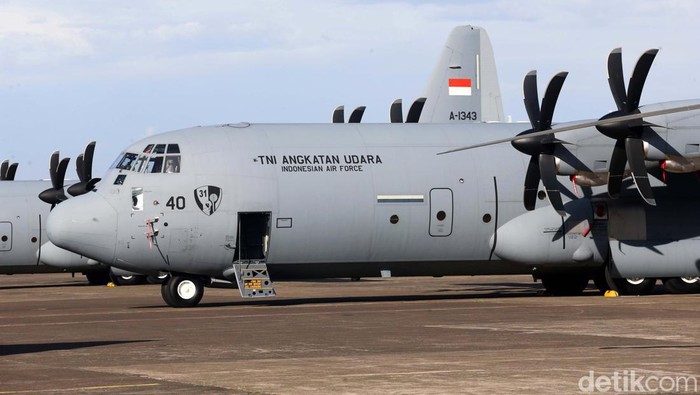 TNI AU memilik Alutsista baru beruapa pesawat dan helikopter dari Kementerian Pertahanan. Yuk kita lihat.