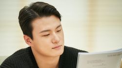 Potret Para Pemain Omniscient Readers Viewpoint: Lee Min Ho-Jisoo BLACKPINK Potret Para Pemain Omniscient Readers Viewpoint: Lee Min Ho-Jisoo BLACKPINK