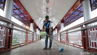 Sebagai informasi, Pemprov DKI Jakarta berencana membangun empat jembatan penyeberangan orang (JPO) pada 2024.