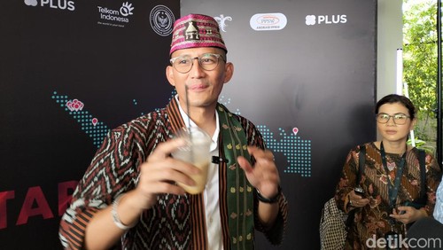 Sandiaga Uno saat ditemui di Labuan Bajo, Kabupaten Manggarai Barat, NTT, Selasa (23/1/2024). (Ambrosius Ardin)