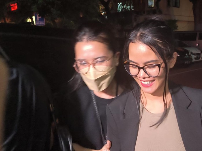 Siskaeee tiba di Polda Metro Jaya usai ditangkap (Wildan/detikcom)